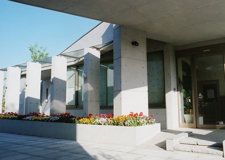 もとやま小児科クリニック＋タカラ薬局すずらん